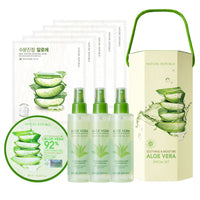 Soothing & Moisture Aloe Vera Gift Box 3 (Soothing Gel, 3x Mist, 5x Aloe Hydrogel Mask Sheet)