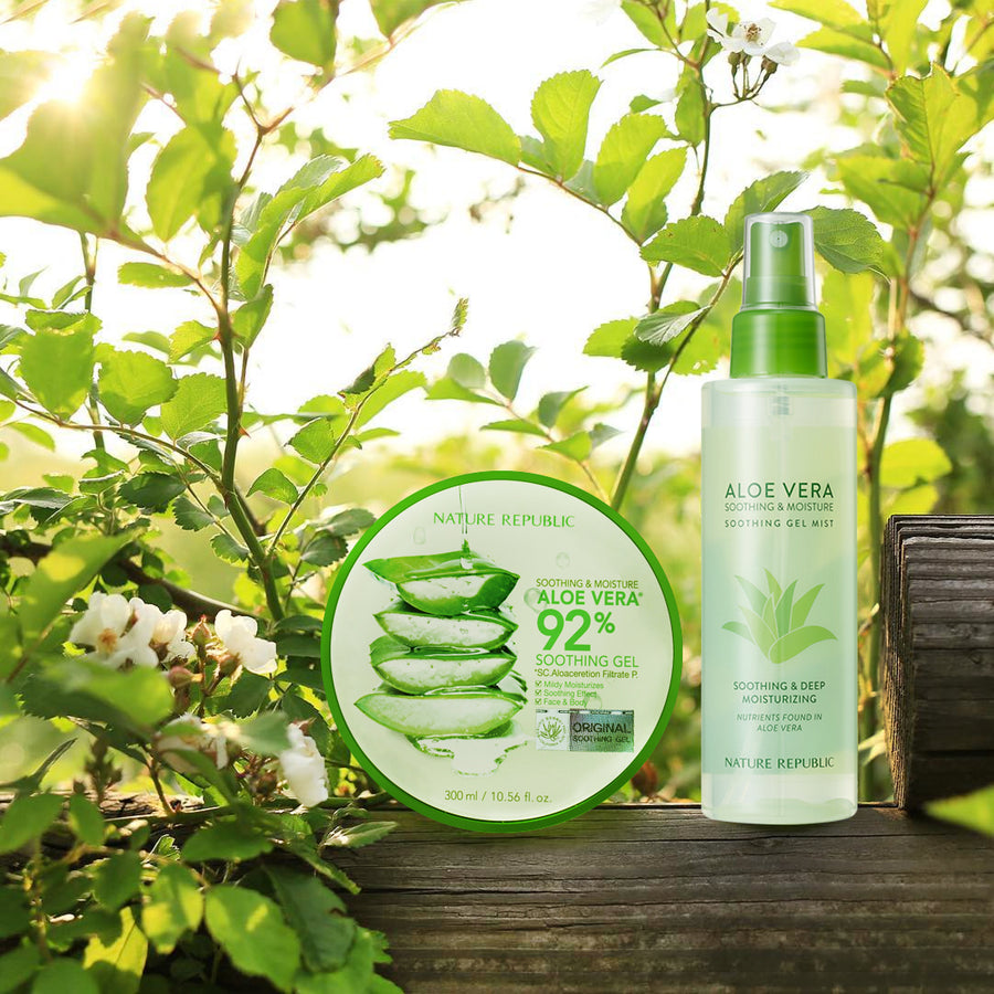 Soothing & Moisture Aloe Vera Gift Box 2 (Soothing Gel, Foam Cleanser, Cleansing Gel Cream, Mist, 5x Aloe Hydrogel Mask Sheet)