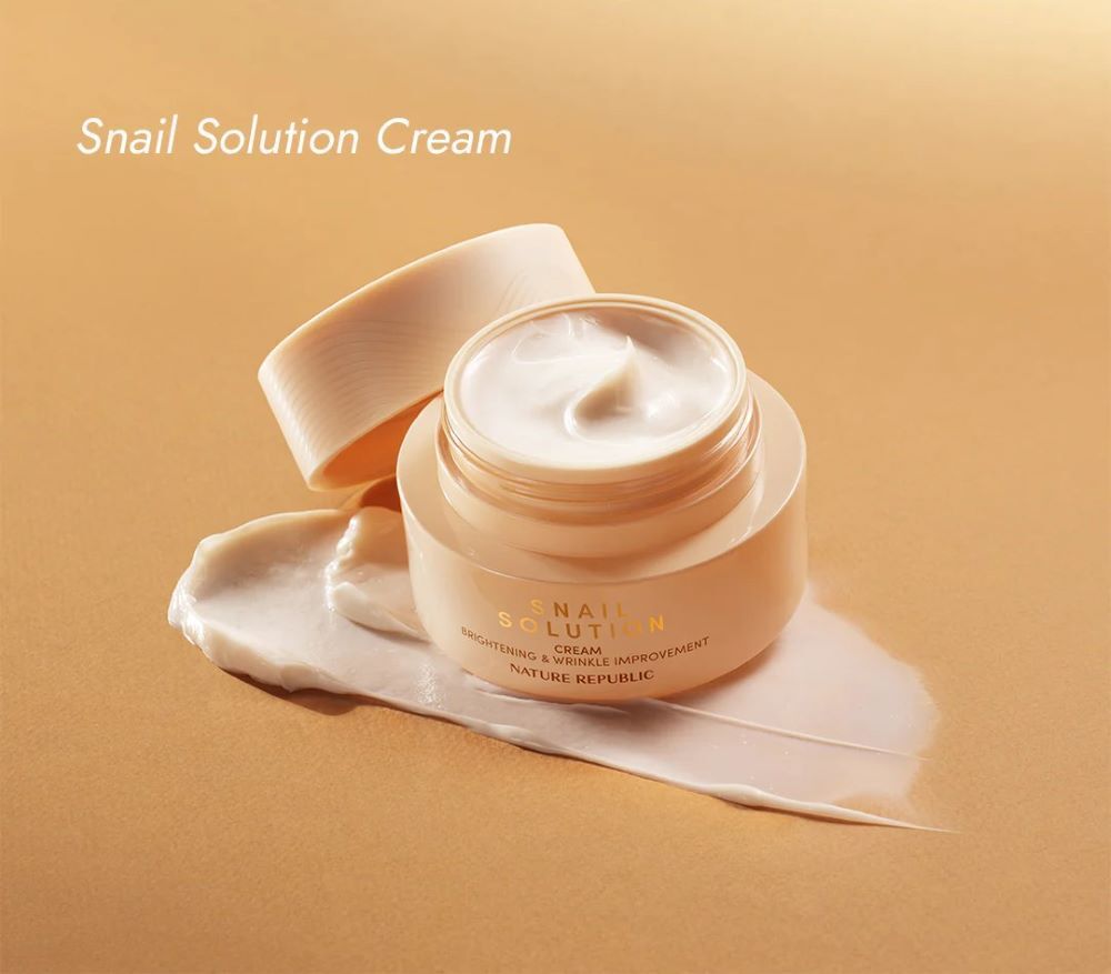 [IMPROVING SKIN COMPLEXION & ELASTICITY] SNAIL SOLUTION ESSENTIAL CREAM (NEW)