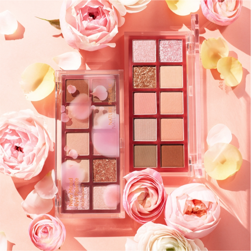 Color Blossom New Mood Eye Palette (w/ FREE Nature's Deco Dual Eye Shadow Brush)