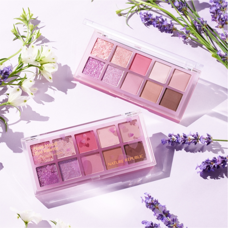 Color Blossom New Mood Eye Palette (w/ FREE Nature's Deco Dual Eye Shadow Brush)